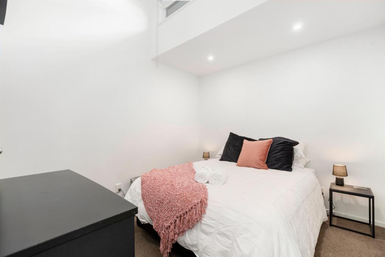 Lakeview Luxury - Taupo Holiday Apartment Екстер'єр фото